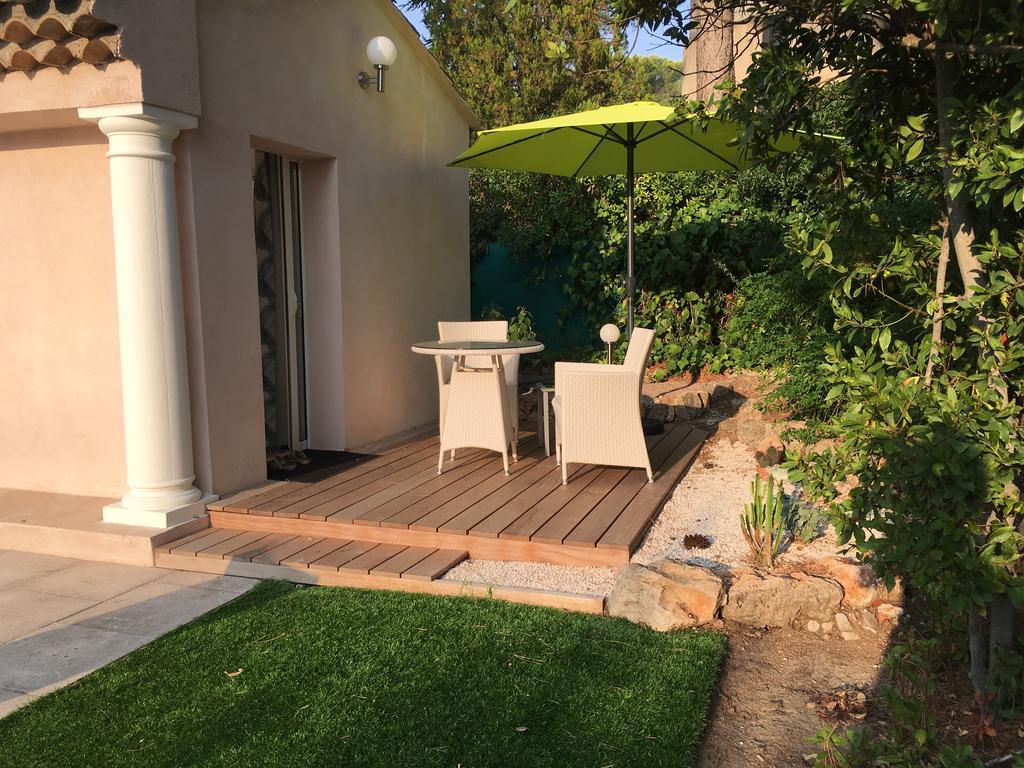 Villa Charme Et Detente Saint-Raphaël Exteriör bild
