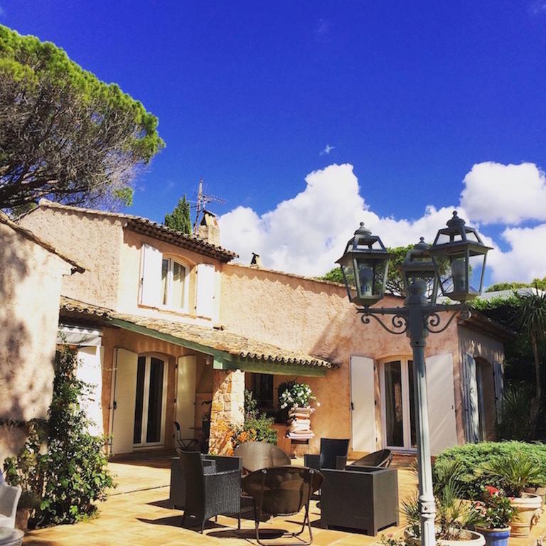 Villa Charme Et Detente Saint-Raphaël Exteriör bild